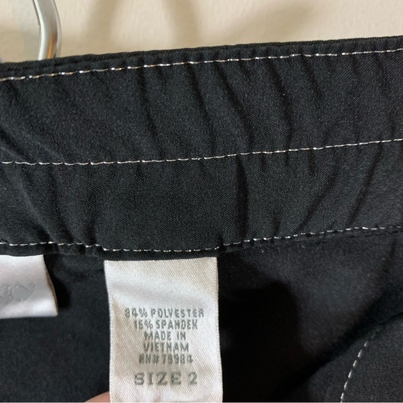 Chico's Zenergy Black Pant w Zip Ankle - Picture 9 of 10